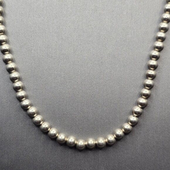 Estate Jewelry - VTG Sterling Silver Southwestern Choker Necklace 14" 4mm Beads Hook Closure